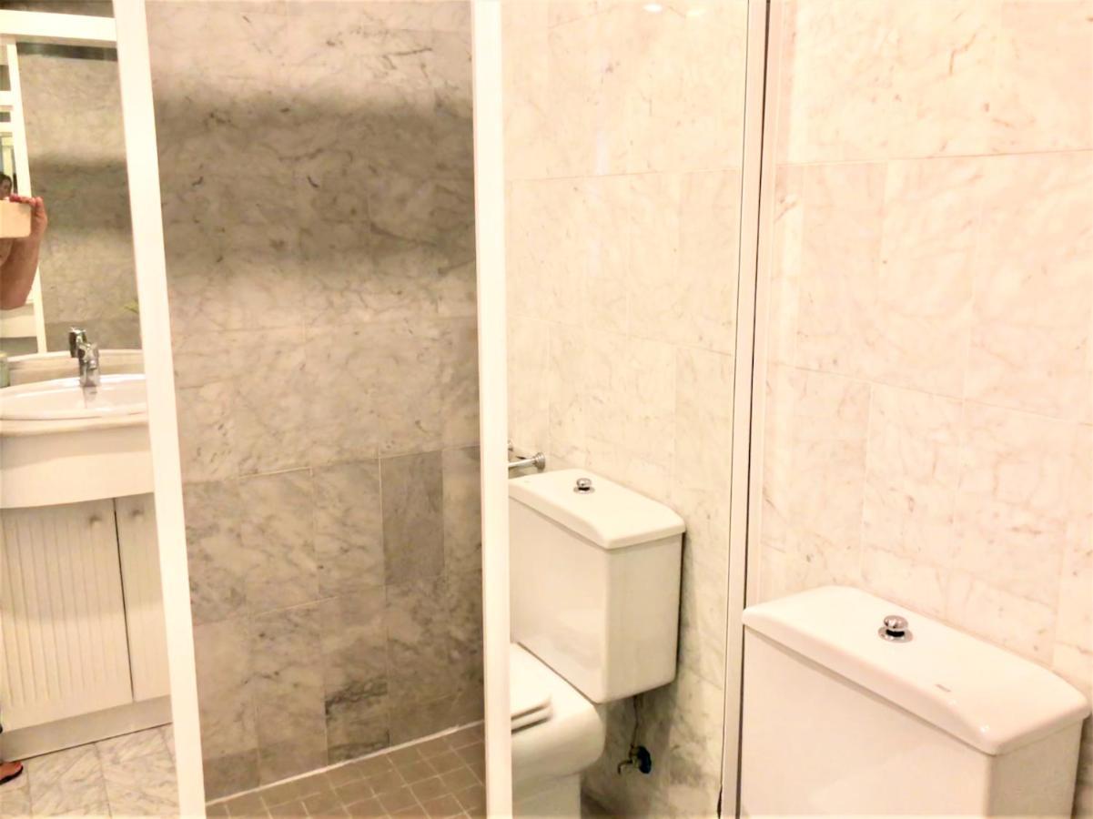 Frente A La Playa Fuengirola Dona Sofia E Apartman Kültér fotó