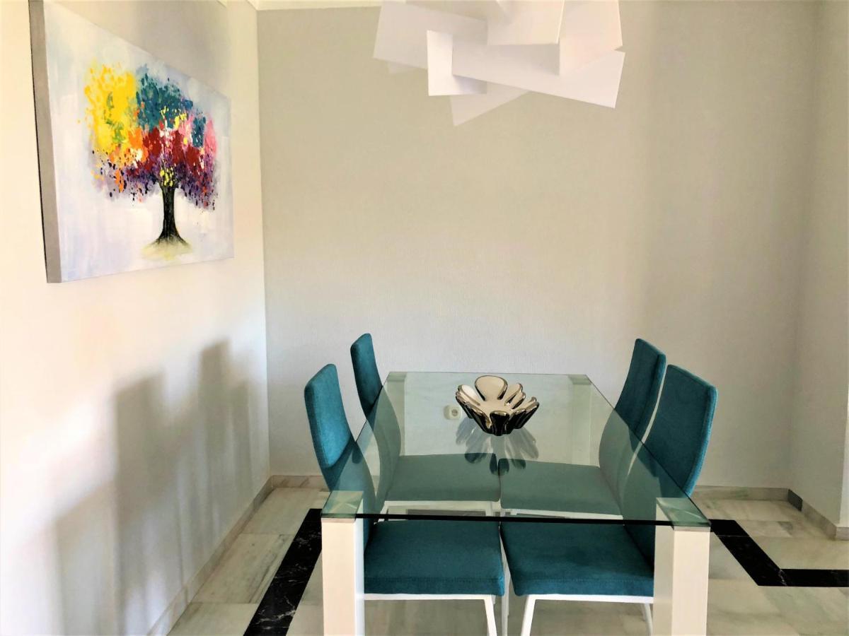 Frente A La Playa Fuengirola Dona Sofia E Apartman Kültér fotó